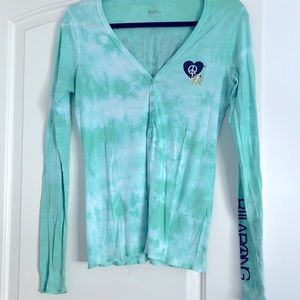 Billabong long sleeve Henley. Tie dye green. Large